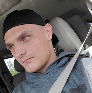 Meet your Posher, Layne